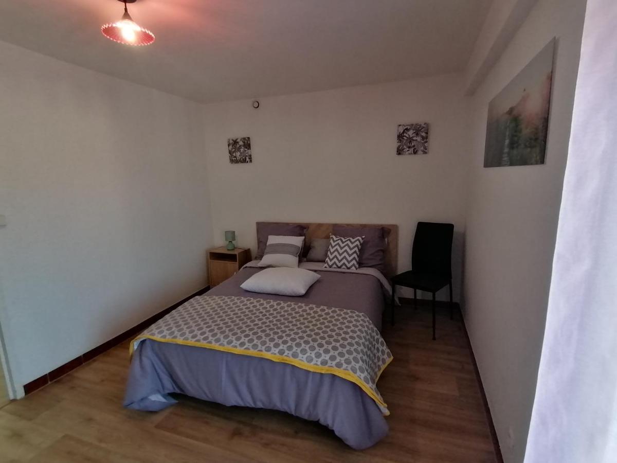 Une Pause Chez Rosie Apartman Carcassone Kültér fotó